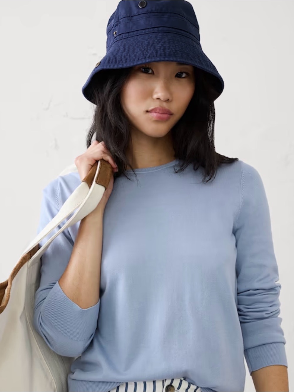 NWOT Light Blue Banana Republic Lightweight Sweater